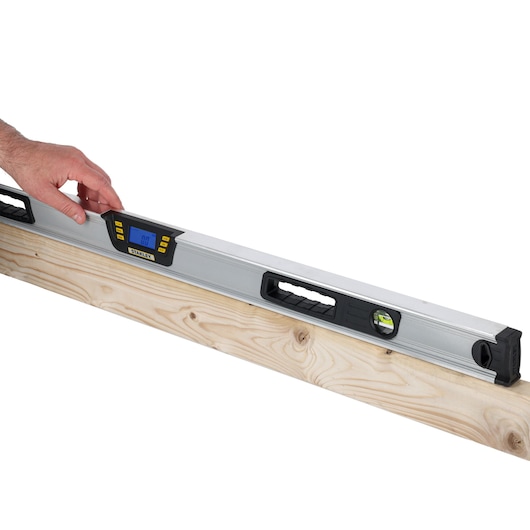 POZIOMICA STANLEY® FATMAX® z ELEKTRONICZNYM ODCZYTEM