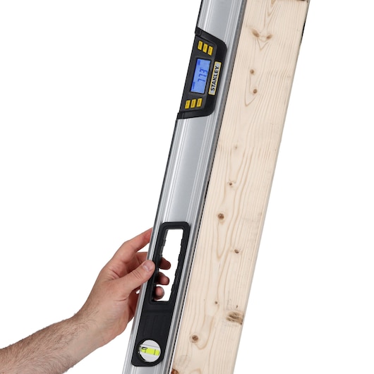 POZIOMICA STANLEY® FATMAX® z ELEKTRONICZNYM ODCZYTEM